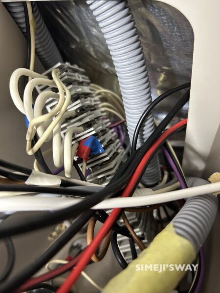 配線ターミナル