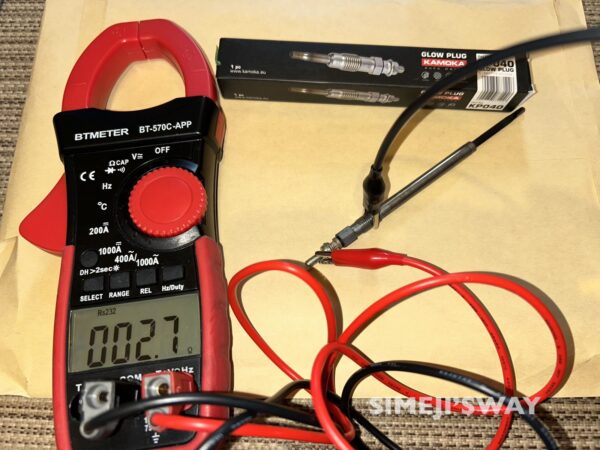 不具合と思われるグロープラグの抵抗値は2.7Ω