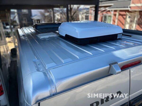 The condition of the roof with the GCA28f mounted.