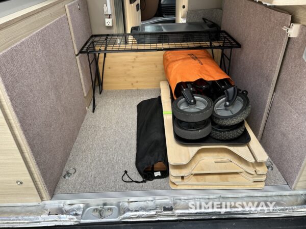 ADRIA TWINの後部荷室を整理しつつフィールドラックを設置