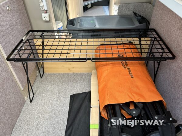 ADRIA TWINの後部荷室を整理しつつフィールドラックの幅jは90センチ